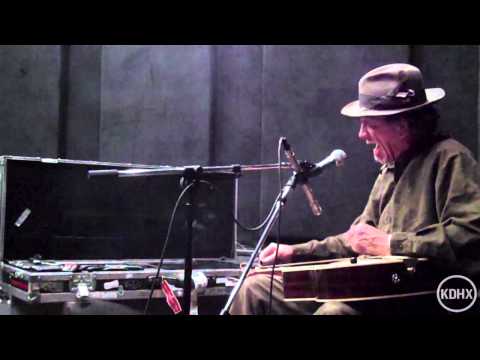 Watermelon Slim  "Blue Plate Line" Live at KDHX 10/29/10 (HD)