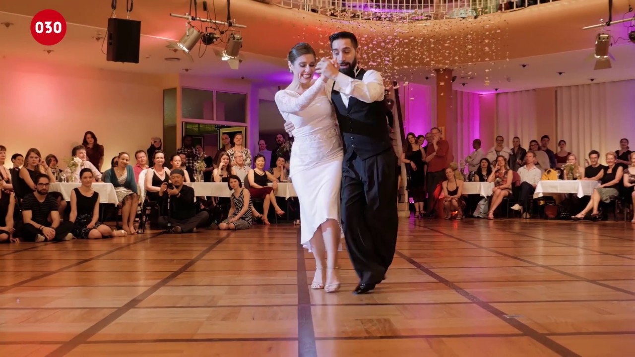 Juan Martin Carrara and Stefania Colina - La espuela 0:36 x0,5