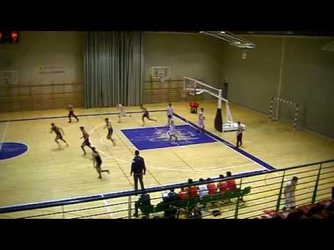 Liga 1ª Div. Masc. J3 13-12-14 C. B. Onzonilla Serviclima Fº B. L. vs Agustinos Eras E. Leclerc 'A'