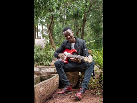 MWALIMU ZILLA PERFORMING NITAENDA- DELIVERANCE CHURCH