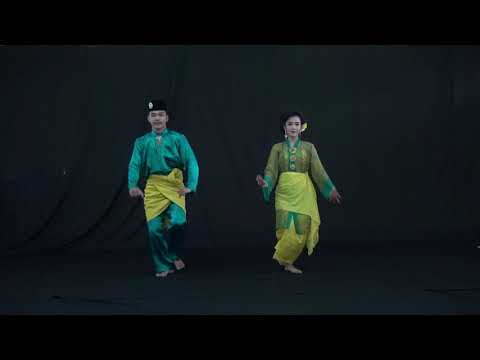 Tari Lenggang Patah Sembilan