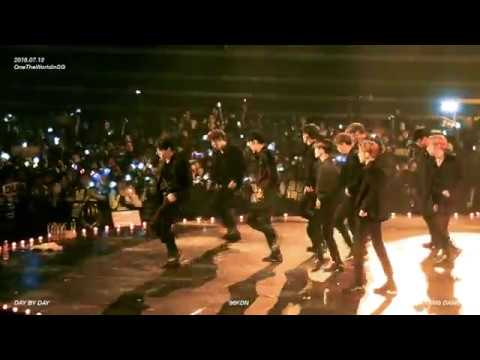 180713 Wanna One ONE: THE WORLD in Singapore - 보여 (Day by Day)