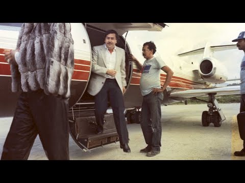 Pablo Escobar El patrón - Rt Mundial ft Moetsky (Official Video)