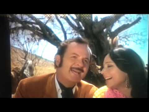 Palomas que andan volando. Antonio aguilar flor silvestre y Cornelio reyna