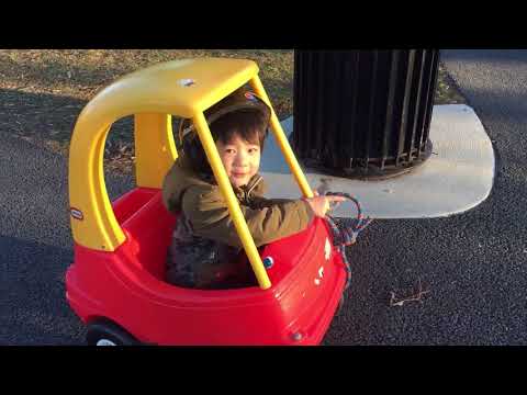 2018.03.05 James driving his car in the park