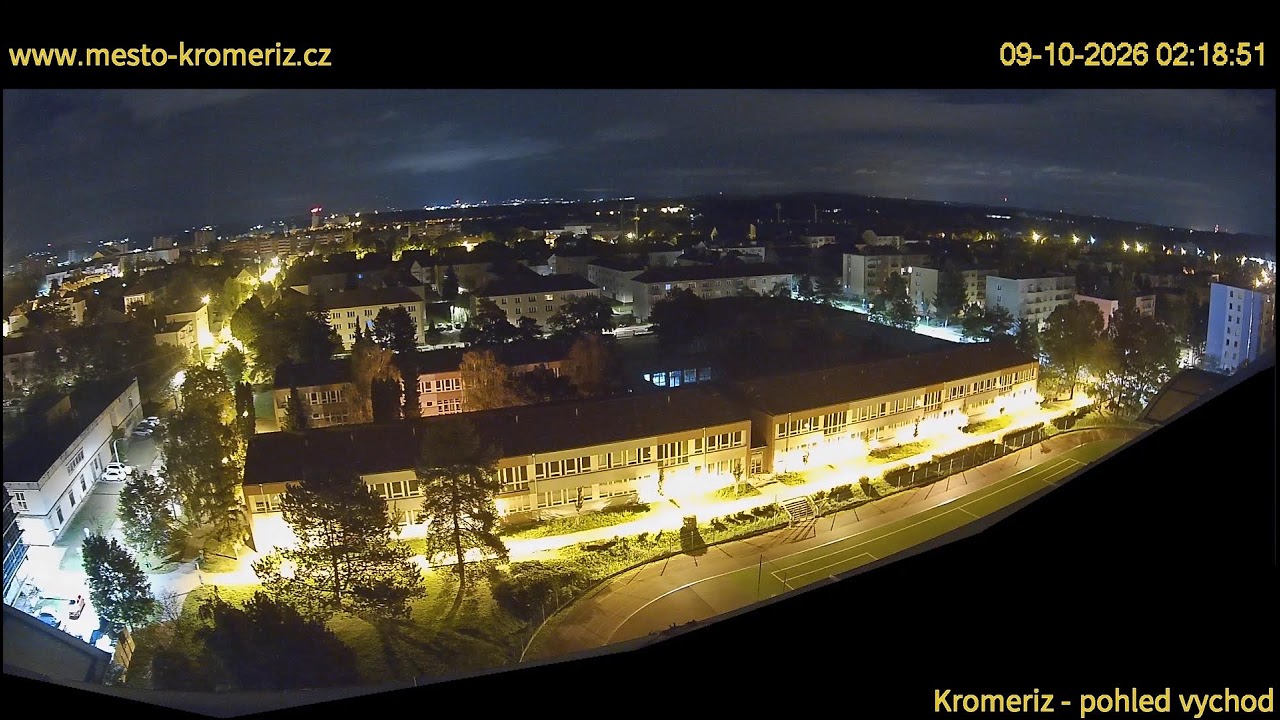 Live webcam view of Panorámica Este de Kroměříž