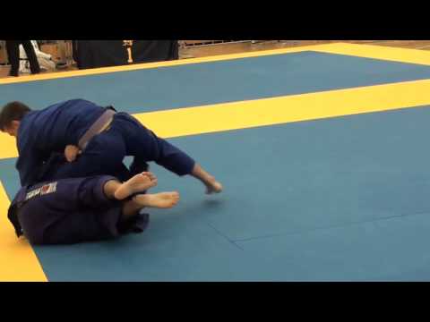 Melbourne Open Gi Ricardo Laffranchi (MYBjj) X Gabriel - 30/11/2013