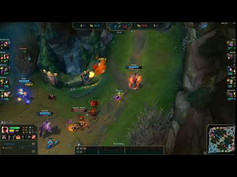 D Tier Lee Sin, trying to improve his mechanics but his teammates decide to sleep.