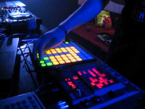 Vague Entity @ The Noisj Show Live