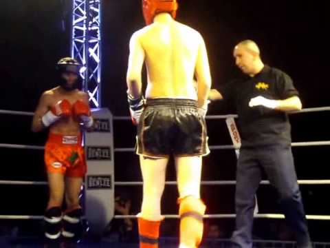Safak Carman vs. Younes Sultani 3x1,5 K1 Dürener Fight Night II 21.2.2015