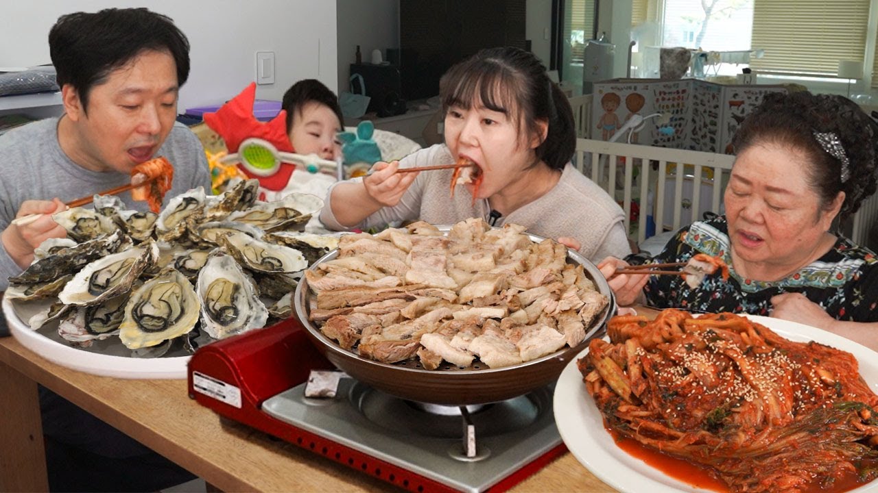 시어머니가 김장김치를 만들어 오셨어요!😋가브리살, 항정살, 삼겹살 3색 수육과 제철 굴까지 가족 먹방!