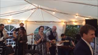 BT met Julia   deel 2: I'm A Believer