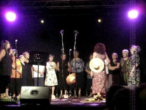 Se otto ore vi sembran poche - Coro delle Mondine di Novi di Modena