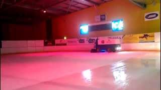 preview picture of video 'Adelaide Ice Arena Thebarton'