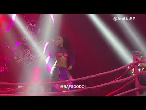 Deslizo e Jogo - Anitta, Mc Rebecca, Lexa e Luisa Sonza AO VIVO na Combatchy