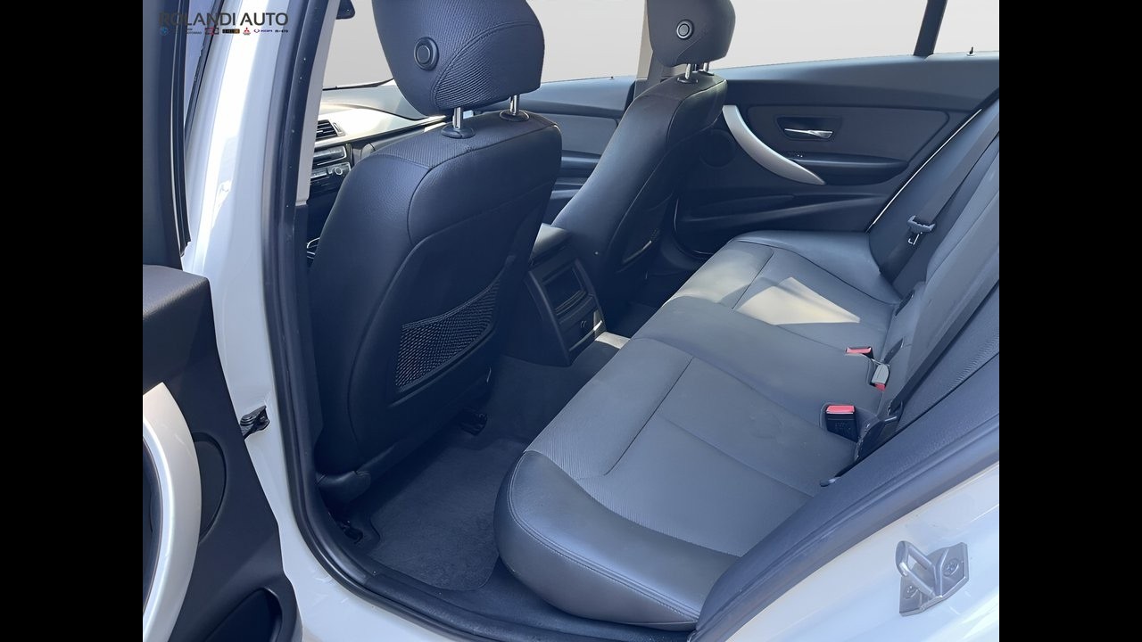BMW Serie 3 316d Touring Business Advantage auto