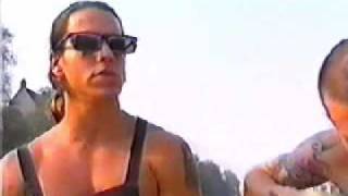 Red Hot Chili Peppers - Under de Bridge (amador).wmv