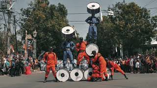 Download lagu Kolaborasi Perform Drum Corps AMNI Semarang dan SMKN 2 Rembang mp3 Download lagu Kolaborasi Perform Drum Corps AMNI Semarang dan SMKN 2 Rembang mp3