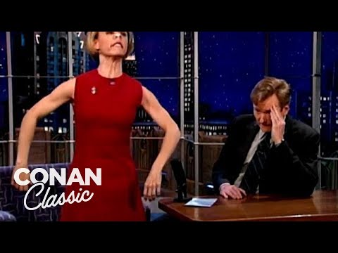 エイミー・セダリスが多くのクリップを持ってきた。 (Amy Sedaris Brought A Lot Of Clips - "Late Night With Conan O'Brien")