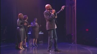 Donnie McClurkin - I Am Amazed