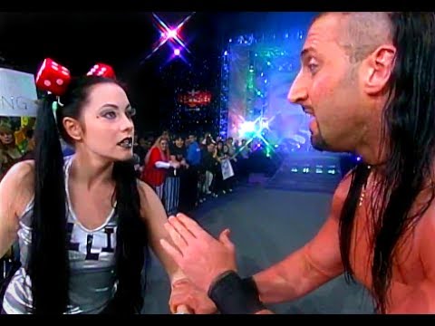 (720pHD): WCW Nitro 01/15/01 - Crowbar (w/Daffney) vs. Chavo Guerrero