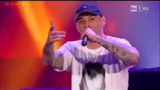 221 Fabri Fibra   Applausi Per Fibra Wind Music Awards 2016