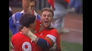 Scott Quinnell first international try