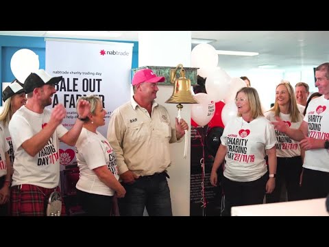 nabtrade Charity Trading Day 2019 - Brendan Farrell rings the bell for market close