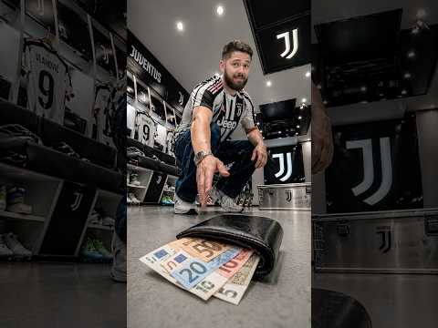 I Lost My Wallet At Juventus