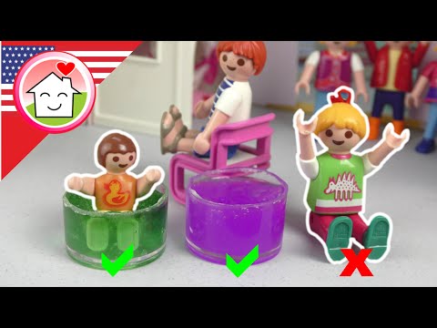Playmobil English Don’t Pick the Wrong Spot - The Hauser Family