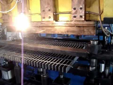 Steel gratings manufacturing process