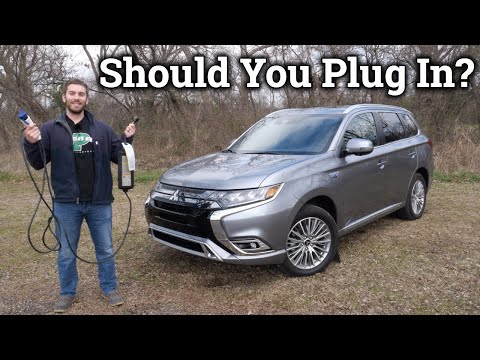 Is a Plug-in Hybrid Right For YOU? | 2020 Mitsubishi Outlander PHEV Review