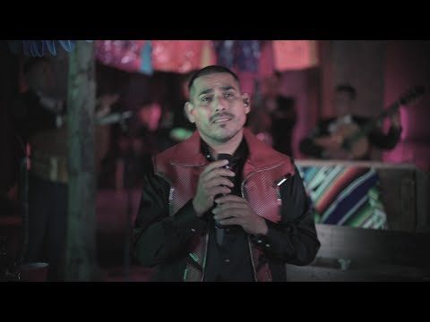 Video thumbnail for No Te Arrodilles (En Vivo)