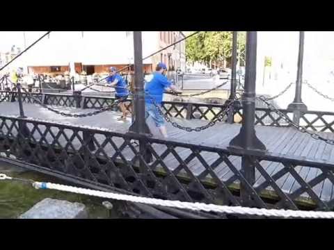 Klaipeda svingbro åpning og lukking