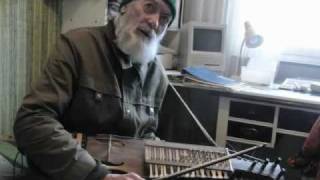 MaxB - Nyckelharpan pappa byggde på 70-talet