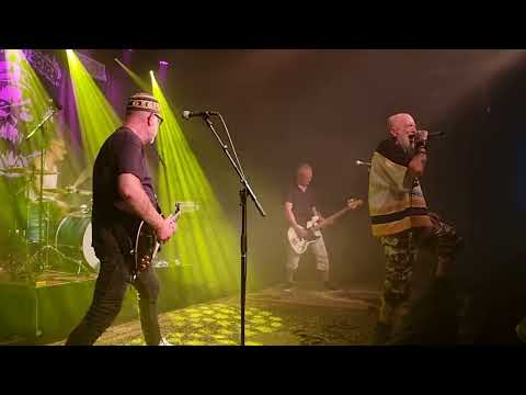 Rövsvett 40 år med RÅPUNK, Kaffe, Jesus och Jehovas. 2023-07-08 PlanB i Tranås