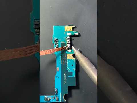 How To Use Solder Wick #technology #mobilerepair