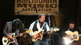 Tribute to The Mavericks by The Brothers. Dance the night away.