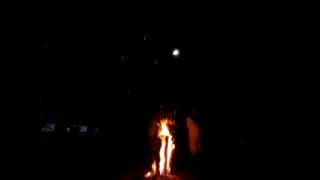 preview picture of video 'Camp fire at shimoga home stay'