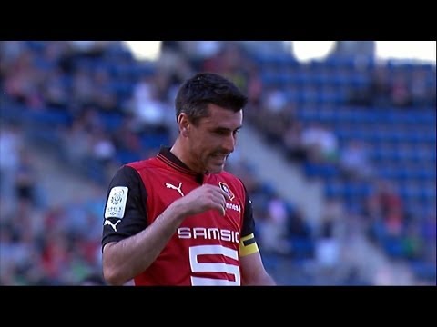 But Julien FERET (30' pen) - Stade Rennais FC - ESTAC Troyes (1-2) / 2012-13