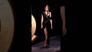 Personalidade Versace Gigi Hadid