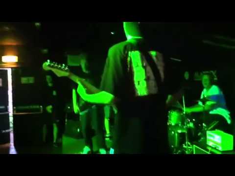 Crowd Control BD FIRST SHOW @ Matrix bar Grimsby