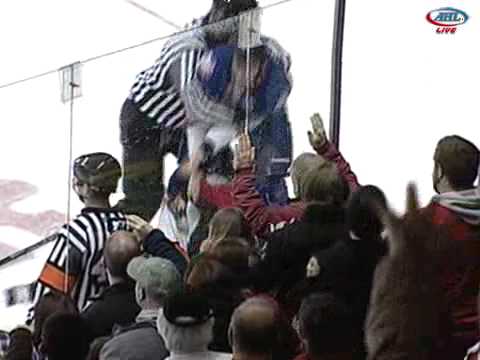 Benn Olson vs Paul Byron