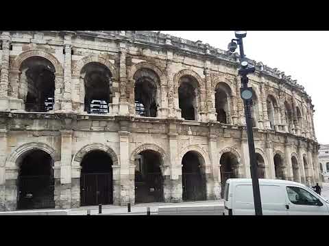 Nîmes