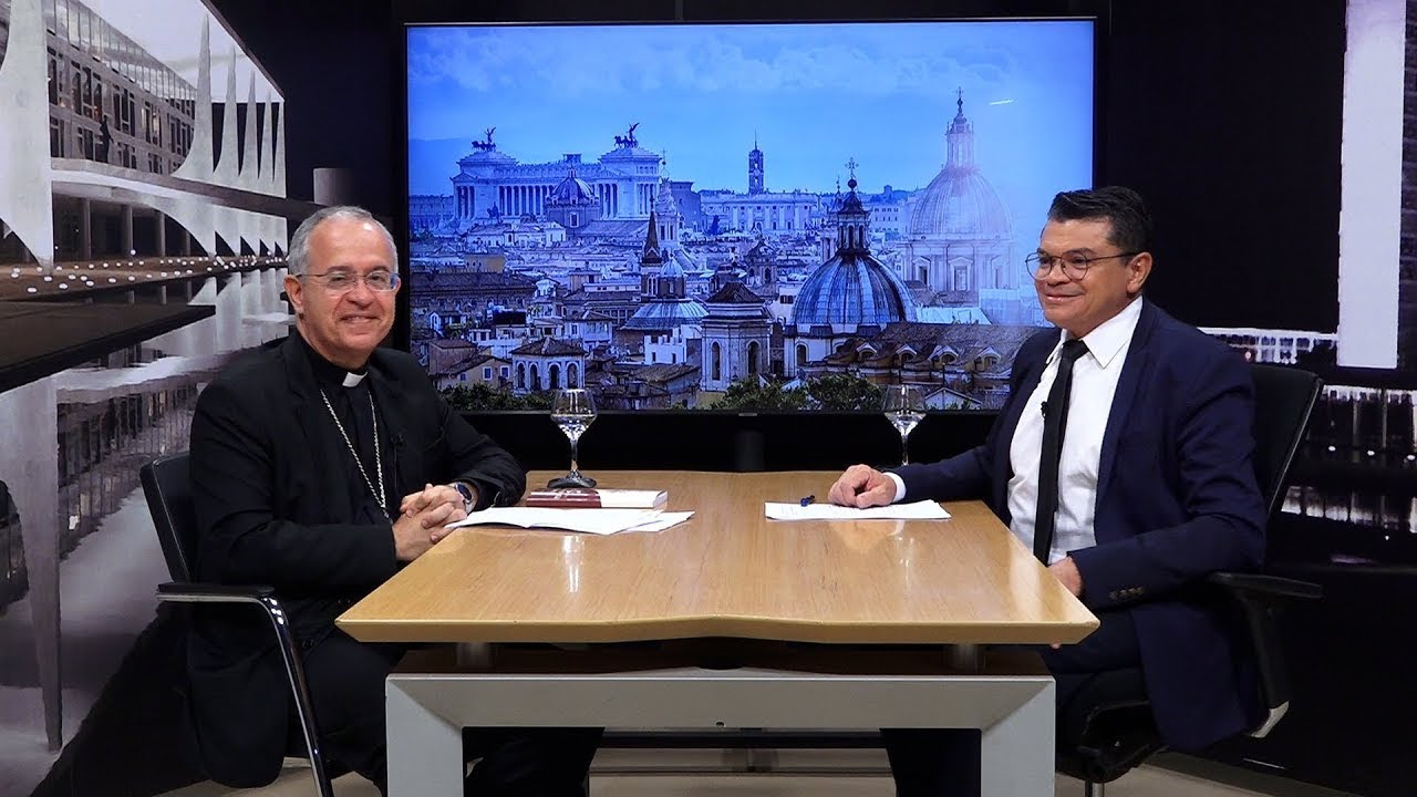 Além da Notícia - Denúncias e investigações contra membros da Igreja - Papa quer transparência.