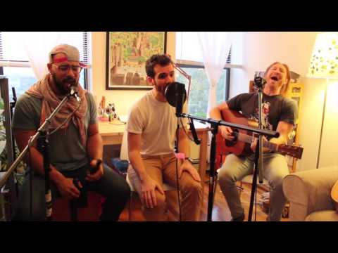 Why Don't We Do It in the Road? - Beatles Cover (Pete Ayres feat. Joe Marson and Seth Faulk)