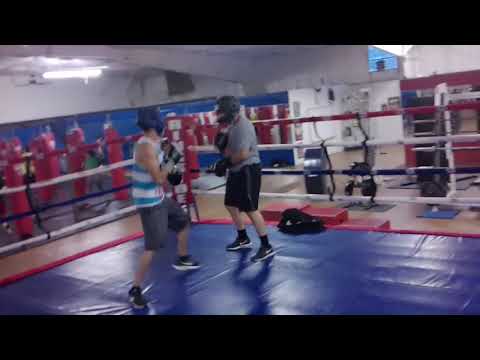 Friendly Sparring Lalo(Blue/White Stripes) Vs Victor(Gray) Intense Last Round