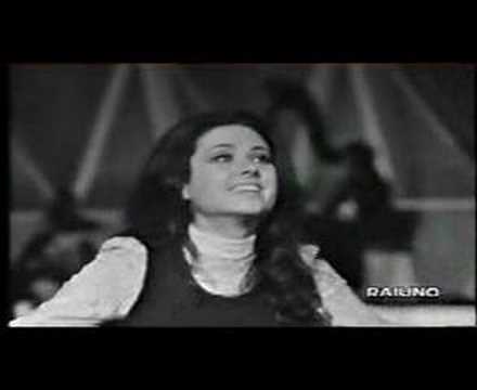 Gigliola Cinquetti La Domenica andando alla Messa