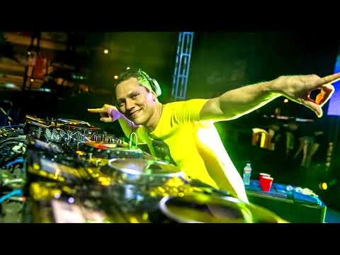The Best Hard Mix of Tiesto - Live @ Global DJ Broadcast 17.02.2003