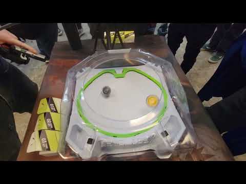 Beyblade X @ Top Cut Comics 11/3/24 - Kicker vs Menice